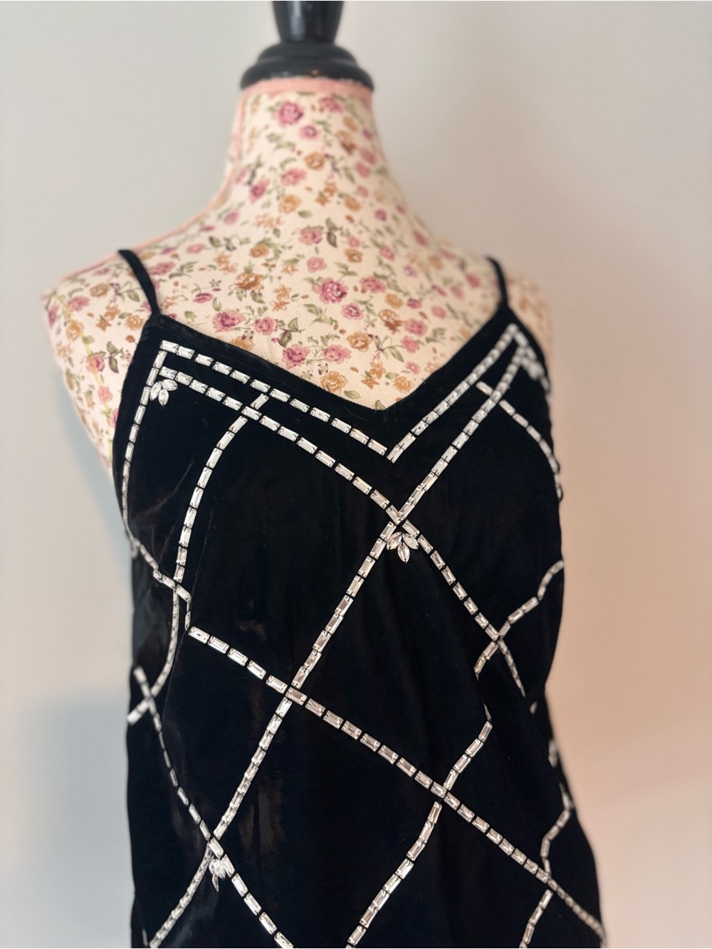 River Island Crystal Embellished Velvet Camisole Size 10 NWT - Picture 4 of 7